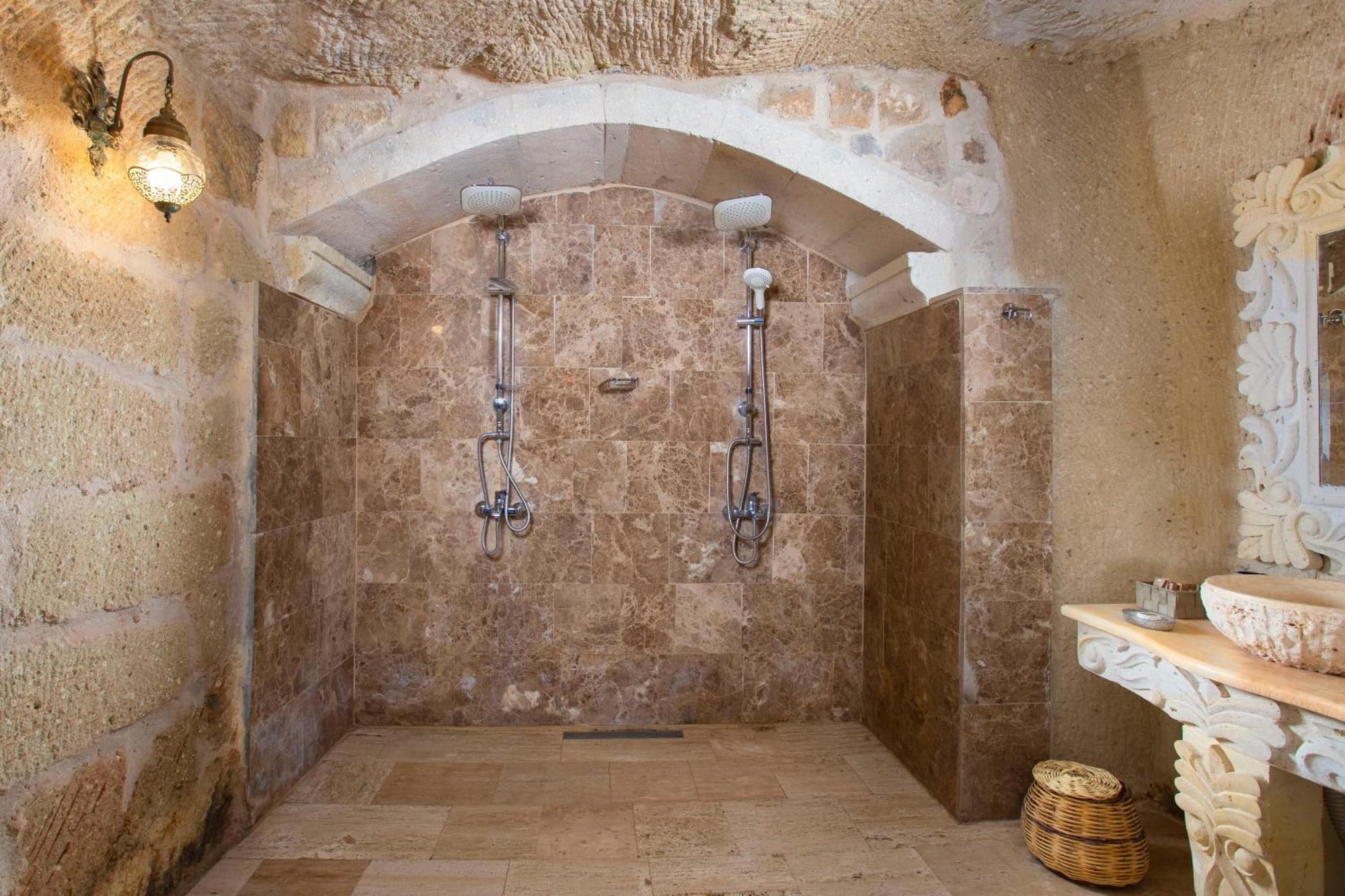Carna Cave Hotel Cappadocia أورتاحصار المظهر الخارجي الصورة